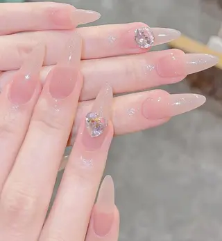 ネイル Queens ゲンのネイルデザイン