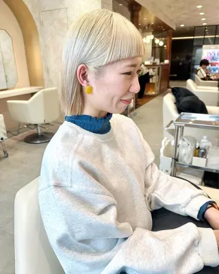 ショート カラー 店長/mao/ 前髪/顔周りカットのヘアスタイル