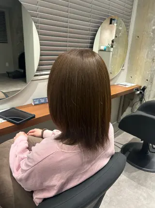 カラー 小林 睦季のヘアスタイル