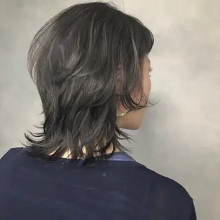 ミディアム カラー ORIKA 美容室のヘアスタイル