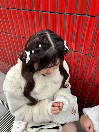 ロング ヘアアレンジ LOVERICHE所属・重光 梨央奈のヘアスタイル