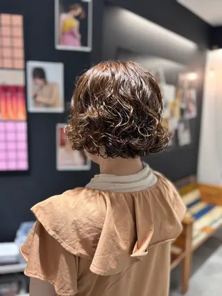 ミディアム パーマ 菅原 佑月のヘアスタイル
