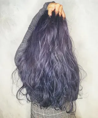 ロング カラー N° aria 三軒茶屋のヘアスタイル