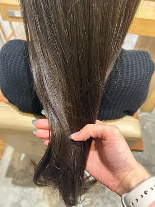 ロング 浅倉栞 /透明感カラーのヘアスタイル