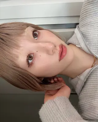 カラー 艶ブリーチ/表参道 ハイトーン /実乃梨のヘアスタイル