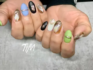 ネイル Beauty Studio TiM所属・TiM【ティム】 近鉄八尾店のネイルデザイン