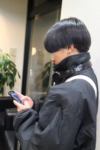 ショート カラー カーリーパーマ/ 透明ｶﾗｰ/MIKUのヘアスタイル