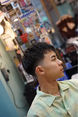 ミディアム メンズ TIGHT SWAG BARBERWORKS所属・TIGHT SWAG YUTOのヘアスタイル