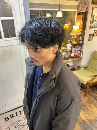 ショート パーマ メンズ 清水千優/パーマ/透 明感カラー/メンズのヘアスタイル