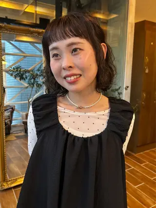 ミディアム カラー パーマ 西 優衣奈のヘアスタイル