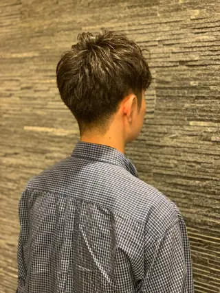 ミディアム メンズ HIROGINZAプレミアムバーバー赤坂店所属・田中 千恩のヘアスタイル