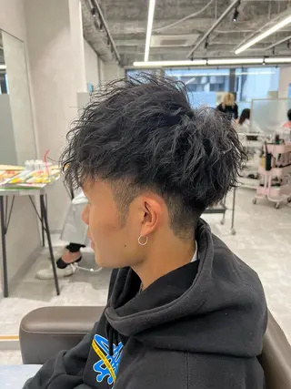 ショート カラー パーマ メンズ kiitos所属・関西センターパート メンズモデル募集のヘアスタイル