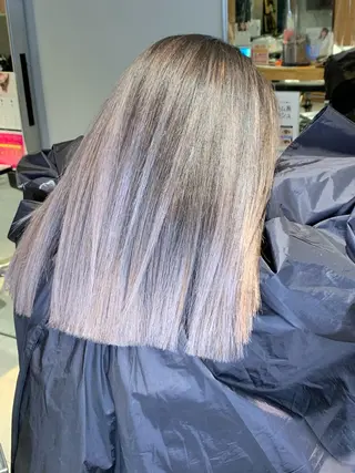 セミロング カラー パーマ ヘアアレンジ メンズ キッズ マツエク・マツパ LINDOTOKYO梅田所属・酸性ストレート 髪質改善大槻勇樹のヘアスタイル