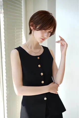 ショート カラー 加賀 千聖 /soigneのヘアスタイル