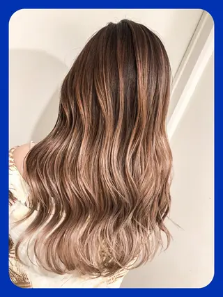 ロング カラー レイヤーカット× 髪質改善たもりのヘアスタイル