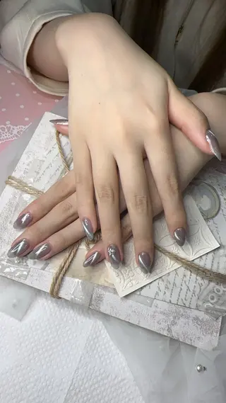 ネイル S nail salon所属・Vi Viネイル サロンのネイルデザイン