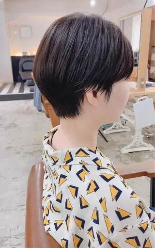 ショート ショートヘア、ボブ こやさん コヤマのヘアスタイル