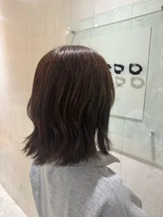ショート 美優🐩/ ハイトーン/栄のヘアスタイル