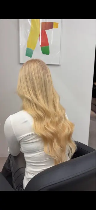 ロング エクステ/ ブリーチ🤩店長レンのヘアスタイル