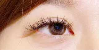 マツエク・マツパ Carat Eyelash&Eyebrow 市川店所属・時田 友美のマツエク・マツパデザイン