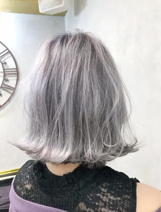 ミディアム 塩川 和弥のヘアスタイル
