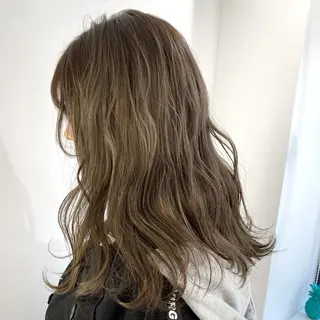 セミロング 韓国レイヤー/透明感 カラー🦋mioのヘアスタイル
