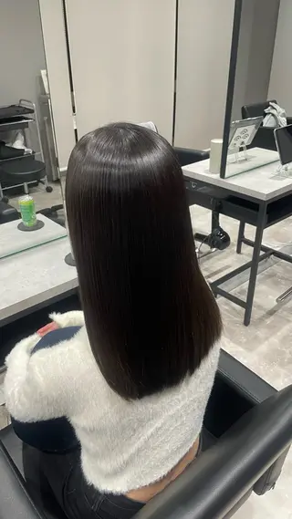 セミロング neo.所属・🎀neo.RIN/ 透け感艶カラー🎀のヘアスタイル