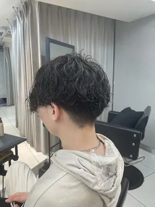 パーマ メンズ EXCIA 表参道所属・メンズ縮毛矯正 メンズカット/タカラのヘアスタイル