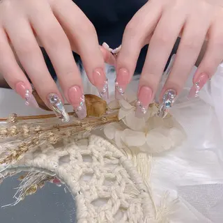 ネイル トヨダ 池袋のマツエク・マツパデザイン