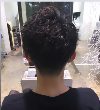 ショート パーマ メンズ 中村 碧のヘアスタイル