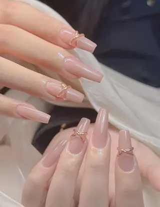 ネイル VIVIAN エイのネイルデザイン