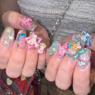 ネイル RIEKO🍒 ワンホン♡推しネイルのネイルデザイン