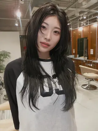 セミロング ボブ/レイヤー/ 御田村裕人のヘアスタイル