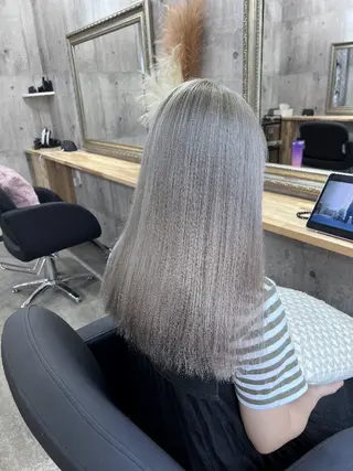 ミディアム サニーサイド大名 ダブルカラー髪質改善のヘアスタイル