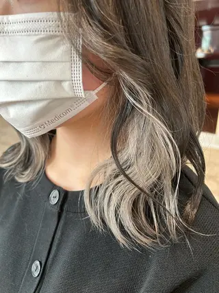 ミディアム カラー 櫟本 来夢のヘアスタイル