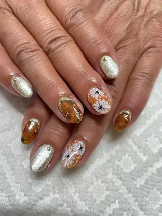 ミディアム カラー キッズ ネイル Greace la vie所属・Greace  la vieのネイルデザイン