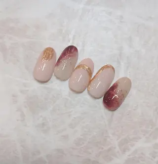 ネイル 會田 瑠衣のネイルデザイン