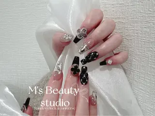 ネイル エムズ ビューティスタジオのネイルデザイン