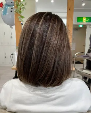 ミディアム ツヤカラー🤍 ARISAのヘアスタイル