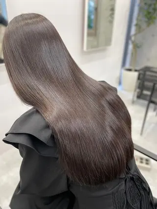 ロング カラー newi hauoli札幌駅前のヘアスタイル