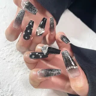 ネイル nail.gorin所属・吉村 優子のネイルデザイン