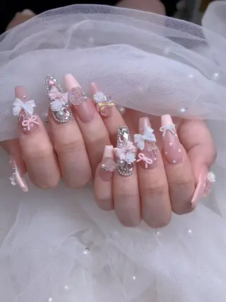 ネイル チョウ チョウのネイルデザイン