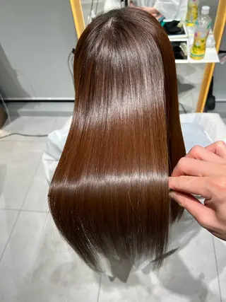 ロング 福岡縮毛矯正✨️ ストレート 向井和輝のヘアスタイル