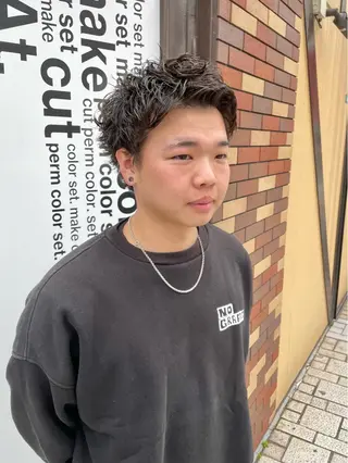 ショート パーマ メンズ grAt所属・森 真伊希のヘアスタイル