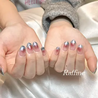 ネイル RAFFINE haru🦋🩵のネイルデザイン