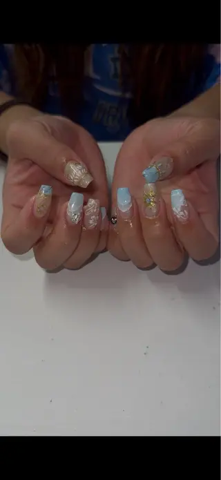 ネイル Sarina ⋆⭒˚ mavieのネイルデザイン