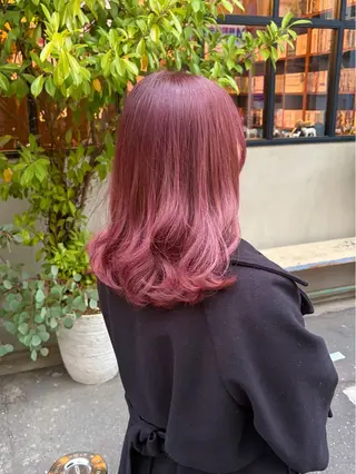 セミロング カラー 竹内 春奈のヘアスタイル