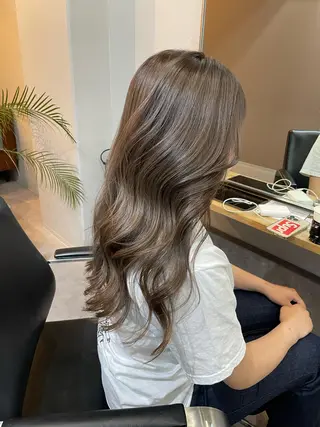 ロング カラー ミルクティーベージュ ❤︎レイヤー　MIAのヘアスタイル