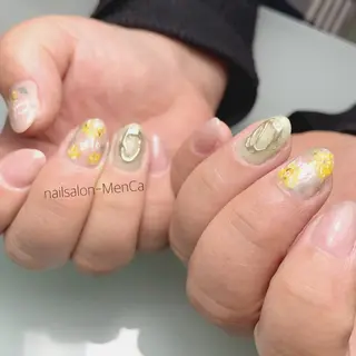 ネイル 江崎 景子のネイルデザイン