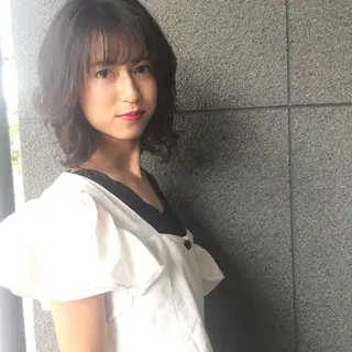 ミディアム DiMPlE  ディンプル所属・🌸スタイリスト 山浦美恵のヘアスタイル
